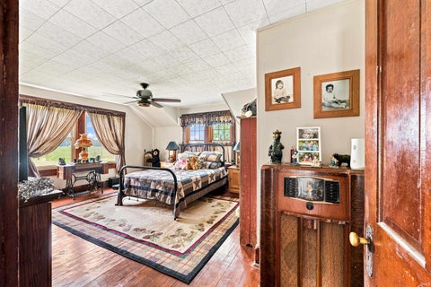 Tiny photo for 500 S County Road 700 E, Parker City, IN 47367 (MLS # 202629497)