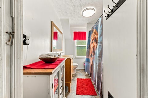 Tiny photo for 500 S County Road 700 E, Parker City, IN 47367 (MLS # 202629497)