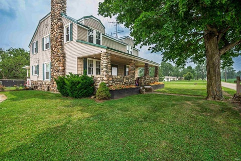 Tiny photo for 500 S County Road 700 E, Parker City, IN 47367 (MLS # 202629497)