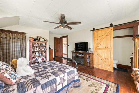 Tiny photo for 500 S County Road 700 E, Parker City, IN 47367 (MLS # 202629497)