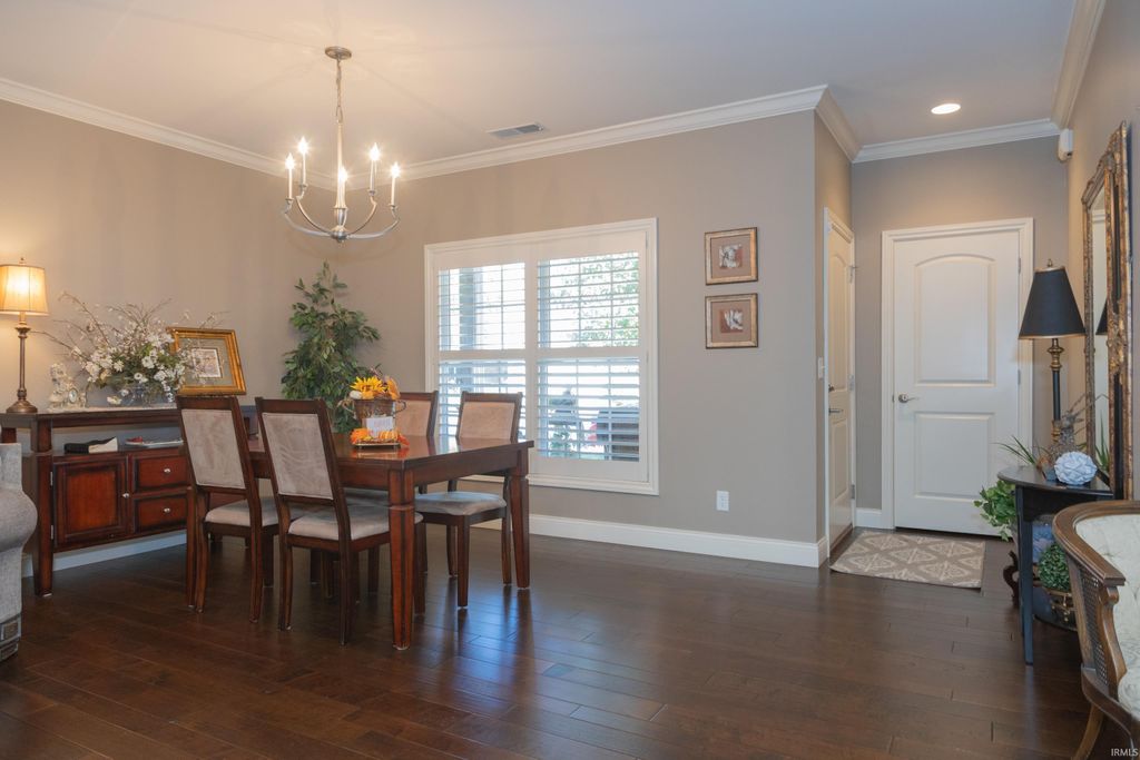 Photo of 4839 Paddock Drive, Evansville, IN 47715 (MLS # 202544357)