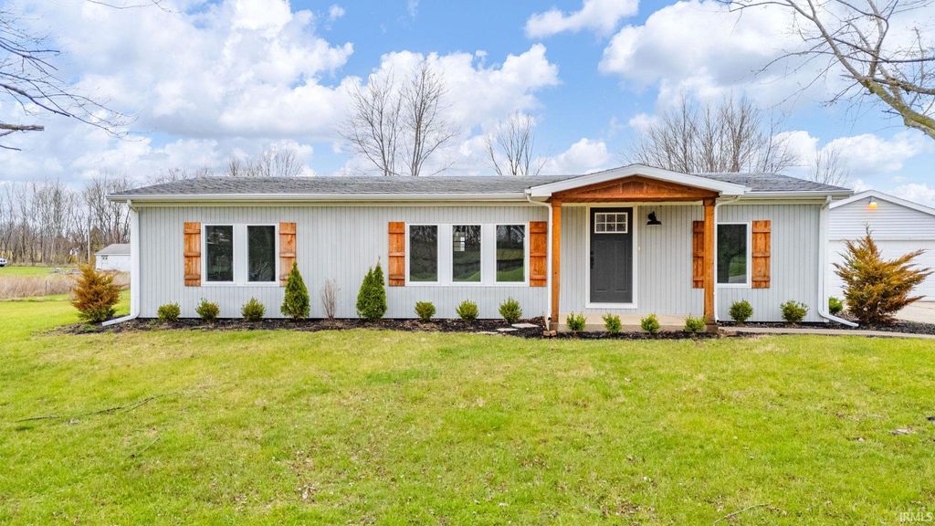 Photo of 1076 E County Road 650, New Castle, IN 47362 (MLS # 202611411)