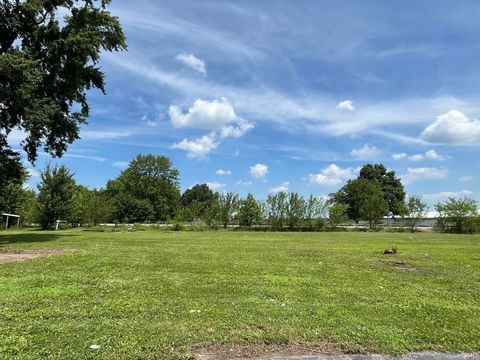 Tiny photo for 103 E Second Street, Converse, IN 46919 (MLS # 202627377)