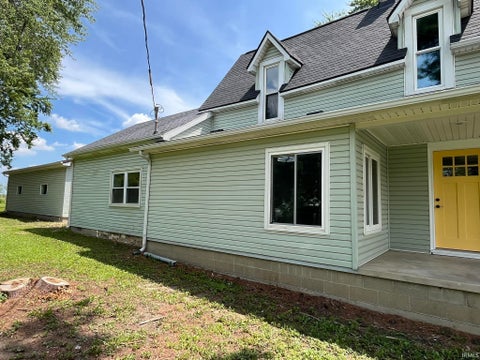 Tiny photo for 103 E Second Street, Converse, IN 46919 (MLS # 202627377)