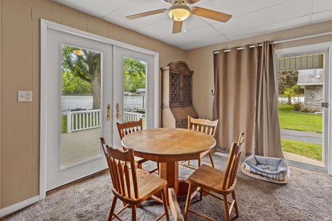 Tiny photo for 808 Terrace Bay Court, Monticello, IN 47960 (MLS # 202618374)