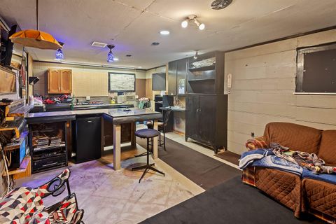 Tiny photo for 808 Terrace Bay Court, Monticello, IN 47960 (MLS # 202618374)