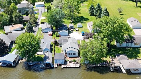 Tiny photo for 808 Terrace Bay Court, Monticello, IN 47960 (MLS # 202618374)