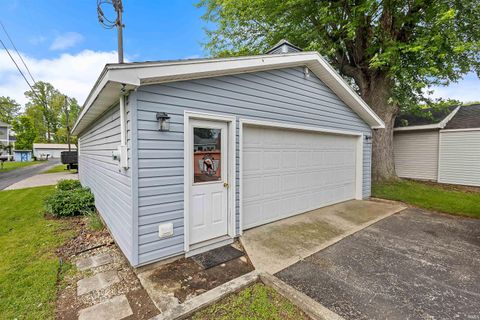 Tiny photo for 808 Terrace Bay Court, Monticello, IN 47960 (MLS # 202618374)