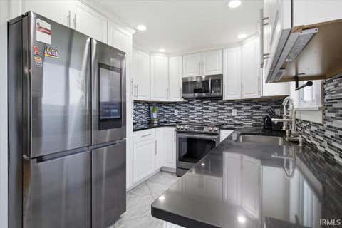 Tiny photo for 600 Kissel Court, Walton, IN 46994 (MLS # 202634707)