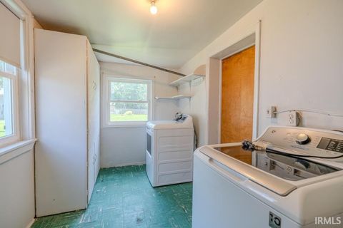 Tiny photo for 2221 Jefferson Street, Logansport, IN 46947 (MLS # 202626231)