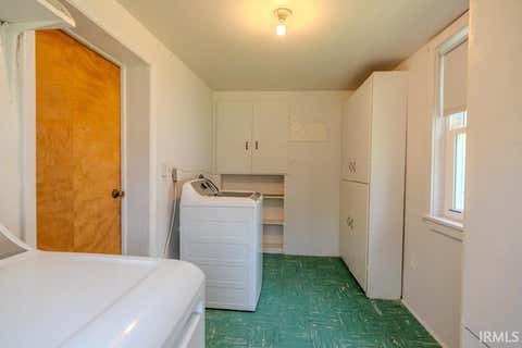 Tiny photo for 2221 Jefferson Street, Logansport, IN 46947 (MLS # 202626231)