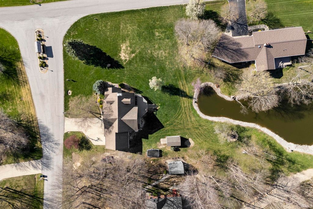 Photo of 4510 N WILDWOOD DR Dr, Frankfort, IN 46041 (MLS # 202607503)