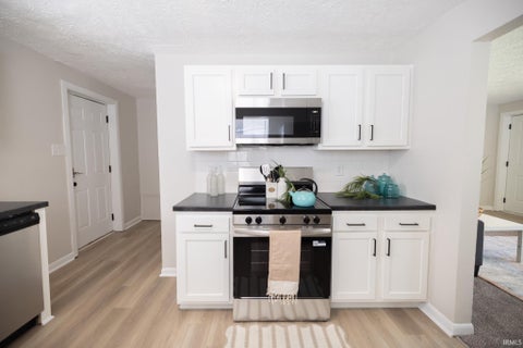 Tiny photo for 2440 Brown Street, Anderson, IN 46016 (MLS # 202616048)