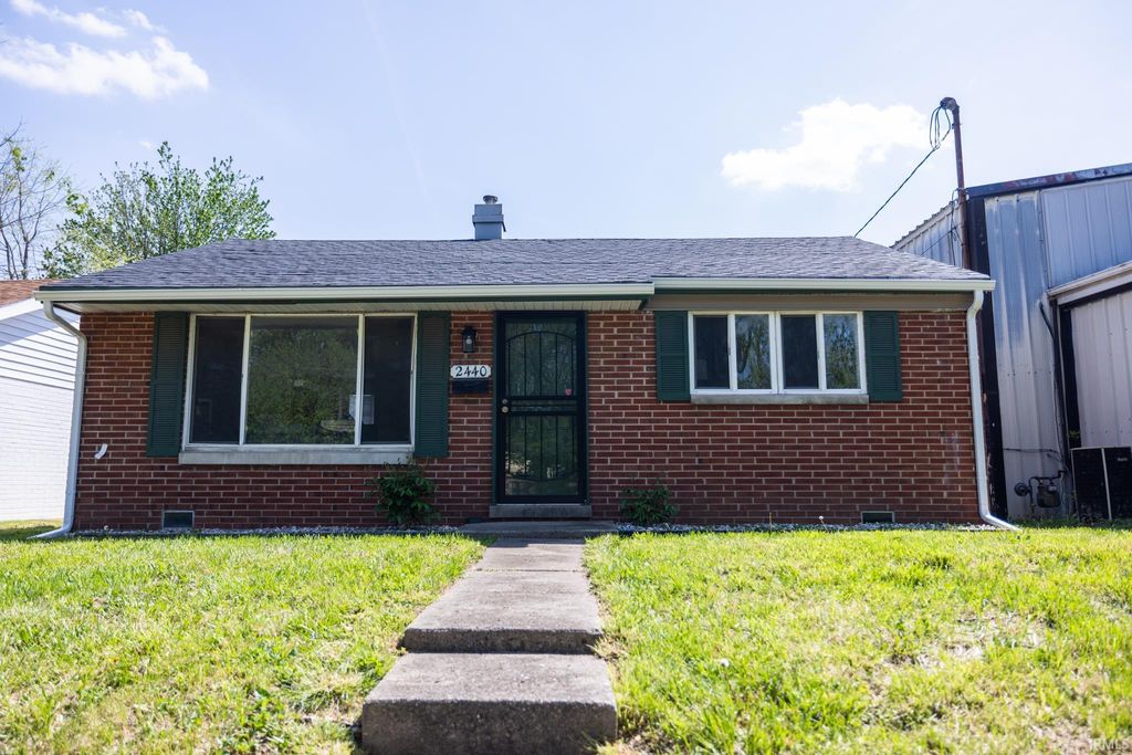 Photo of 2440 Brown Street, Anderson, IN 46016 (MLS # 202616048)