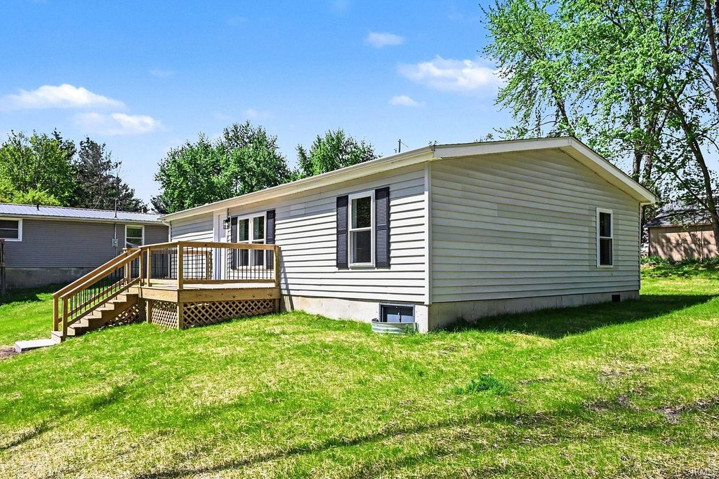 Photo of 412 S Maple Street, Milford, IN 46542 (MLS # 202615985)