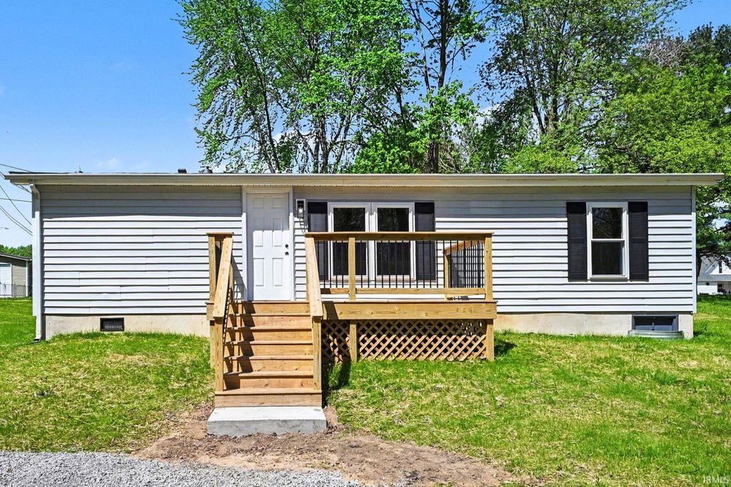 Photo of 412 S Maple Street, Milford, IN 46542 (MLS # 202615985)