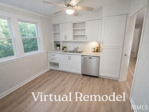 Tiny photo for 609 N Waugh Street, Kokomo, IN 46902 (MLS # 202604423)