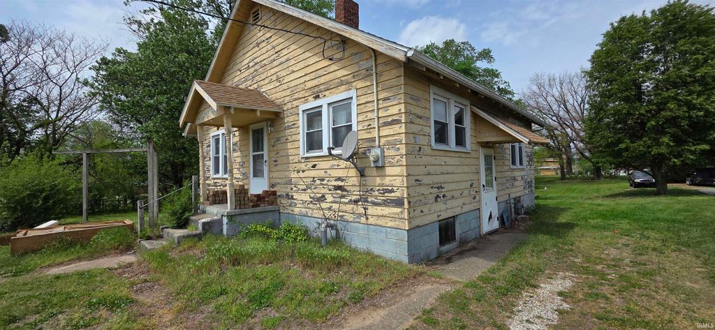 Photo of 579 Marlatt Street, Plainville, IN 47568 (MLS # 202613207)