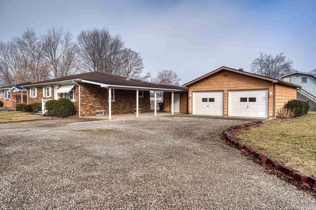 Photo of 2258 E Florida Street, Evansville, IN 47711 (MLS # 202604910)