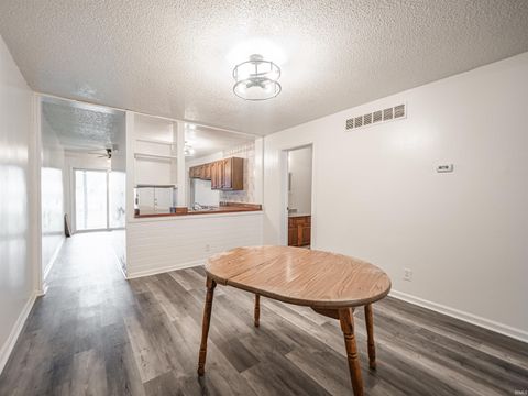 Tiny photo for 646 E Maryland Street, Evansville, IN 47711 (MLS # 202604804)