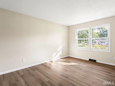 Tiny photo for 55411 Beech Road, Osceola, IN 46561 (MLS # 202643819)