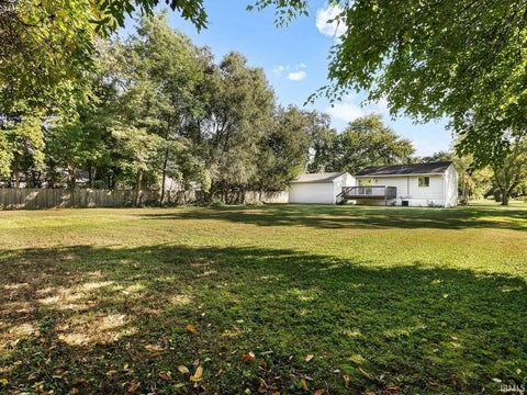 Tiny photo for 55411 Beech Road, Osceola, IN 46561 (MLS # 202643819)