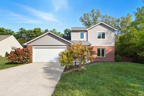 Photo of 120 Park Ridge Drive, Warsaw, IN 46580 (MLS # 202540446)