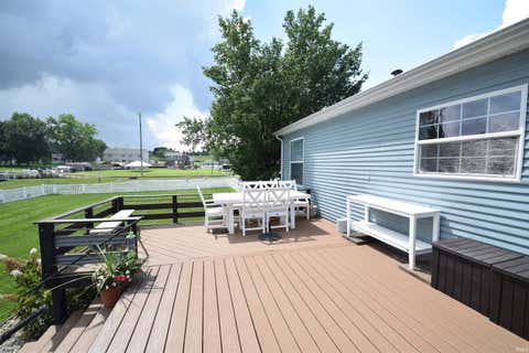 Tiny photo for 9828 N Lincoln Rd Rd #PIER 418-564/565/566, Syracuse, IN 46567 (MLS # 202635223)