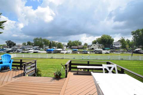 Tiny photo for 9828 N Lincoln Rd Rd #PIER 418-564/565/566, Syracuse, IN 46567 (MLS # 202635223)