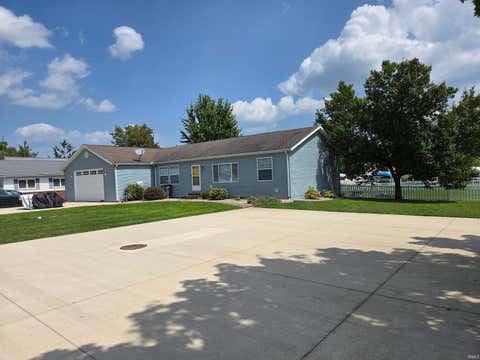 Tiny photo for 9828 N Lincoln Rd Rd #PIER 418-564/565/566, Syracuse, IN 46567 (MLS # 202635223)