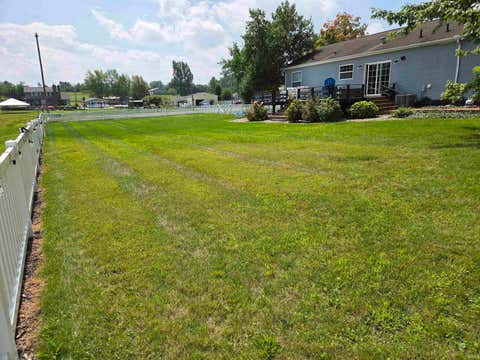 Tiny photo for 9828 N Lincoln Rd Rd #PIER 418-564/565/566, Syracuse, IN 46567 (MLS # 202635223)