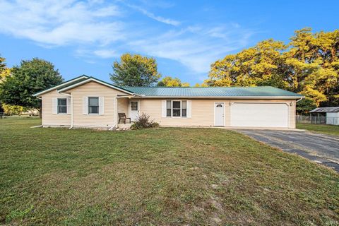 Photo of 2695 E Tribue Drive, Knox, IN 46534 (MLS # 202538259)