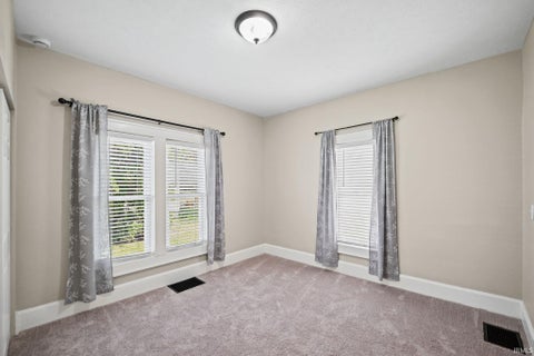 Tiny photo for 402 E 3rd Street, Brookston, IN 47923 (MLS # 202644433)