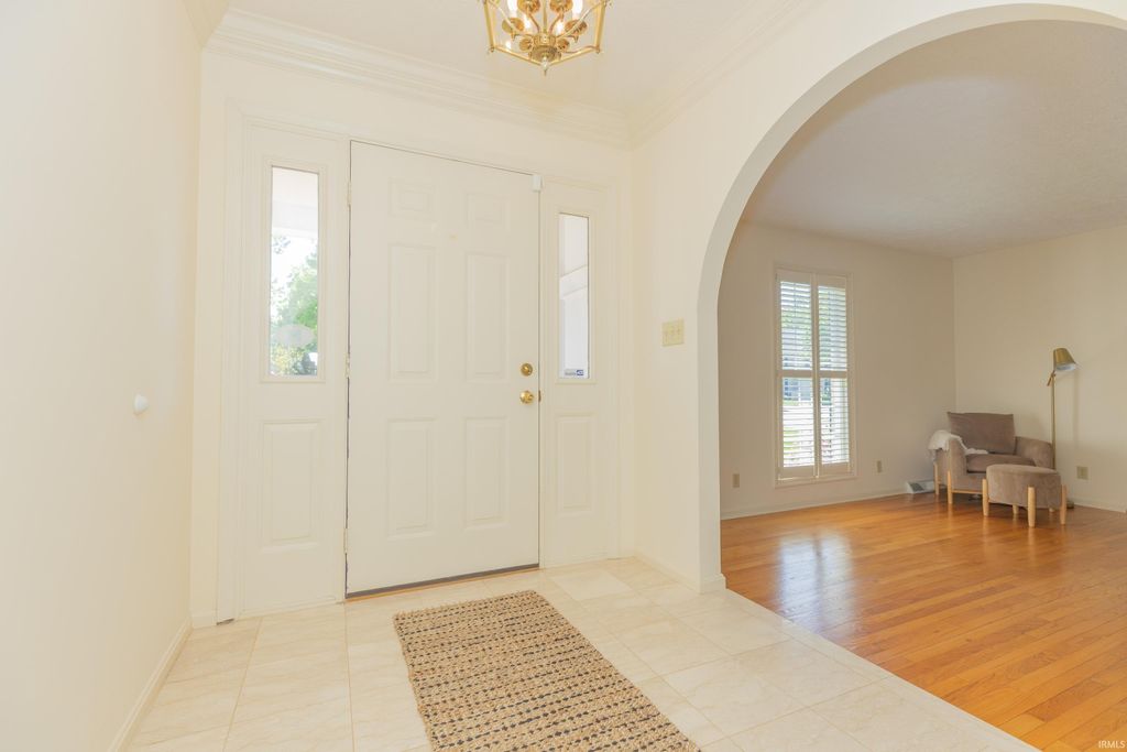 Photo of 461 E Meade Drive, Evansville, IN 47715 (MLS # 202614596)