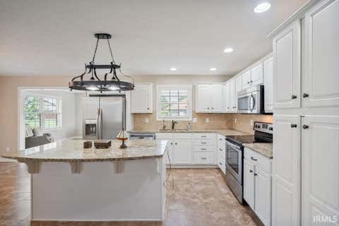 Tiny photo for 757 Willowridge Drive, Kokomo, IN 46901 (MLS # 202633824)
