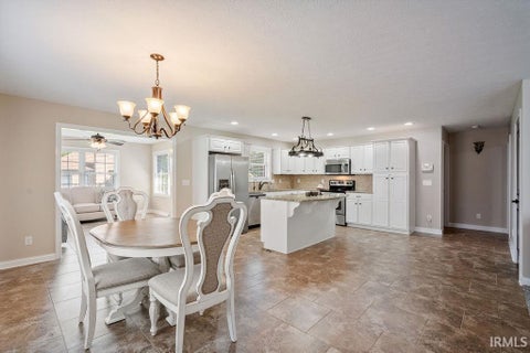 Tiny photo for 757 Willowridge Drive, Kokomo, IN 46901 (MLS # 202633824)
