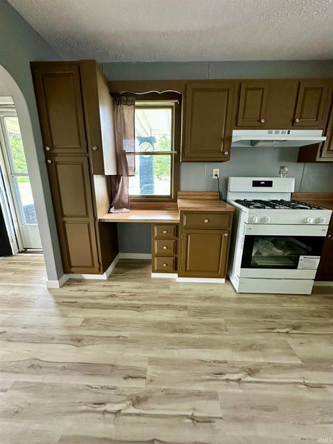 Tiny photo for 406 W Church Street, Burnettsville, IN 47926 (MLS # 202632692)