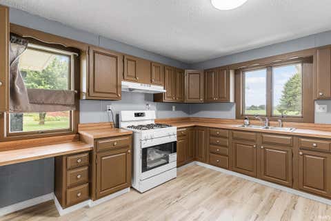 Tiny photo for 406 W Church Street, Burnettsville, IN 47926 (MLS # 202632692)