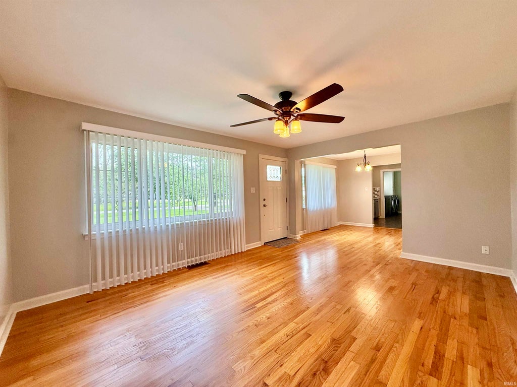Photo of 3100 Lake Drive, Evansville, IN 47711 (MLS # 202625606)