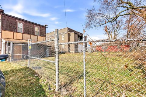 Tiny photo for 2212 S Michigan Street, South Bend, IN 46613 (MLS # 202607461)