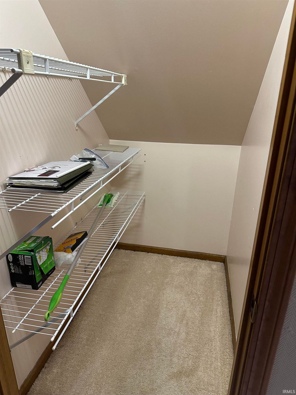 Photo of 5717 Bayside Drive, Fort Wayne, IN 46815 (MLS # 202601852)