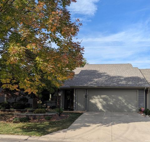 Photo of 5717 Bayside Drive, Fort Wayne, IN 46815 (MLS # 202601852)