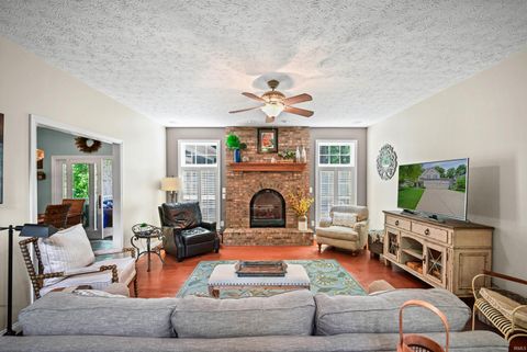 Tiny photo for 663 N Admirals Pointe Drive, Lafayette, IN 47909 (MLS # 202623961)