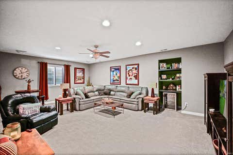 Tiny photo for 663 N Admirals Pointe Drive, Lafayette, IN 47909 (MLS # 202623961)