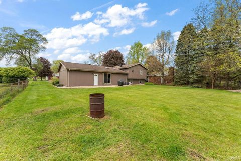 Tiny photo for 55944 Buckeye Road, Mishawaka, IN 46545 (MLS # 202618715)