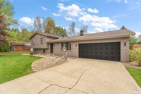 Tiny photo for 55944 Buckeye Road, Mishawaka, IN 46545 (MLS # 202618715)
