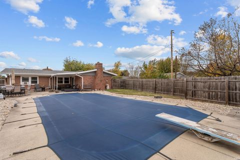Tiny photo for 1316 Meadowbrook Drive, Kokomo, IN 46902 (MLS # 202543108)
