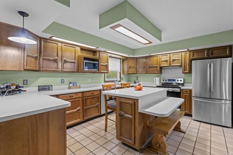 Tiny photo for 1316 Meadowbrook Drive, Kokomo, IN 46902 (MLS # 202543108)