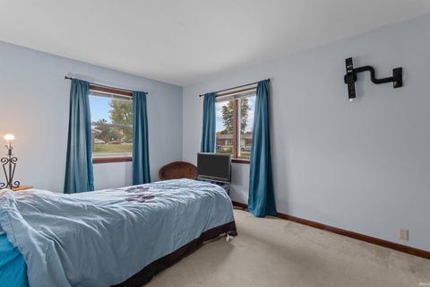 Tiny photo for 1316 Meadowbrook Drive, Kokomo, IN 46902 (MLS # 202543108)