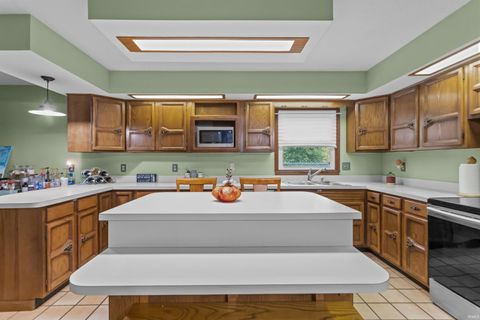 Tiny photo for 1316 Meadowbrook Drive, Kokomo, IN 46902 (MLS # 202543108)